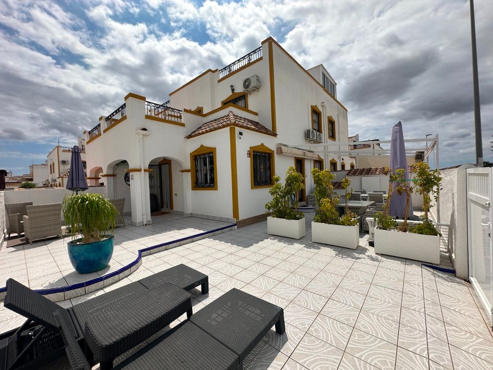 3 Schlafzimmer Stadthaus in Alicante, Spain, Nr. 186486