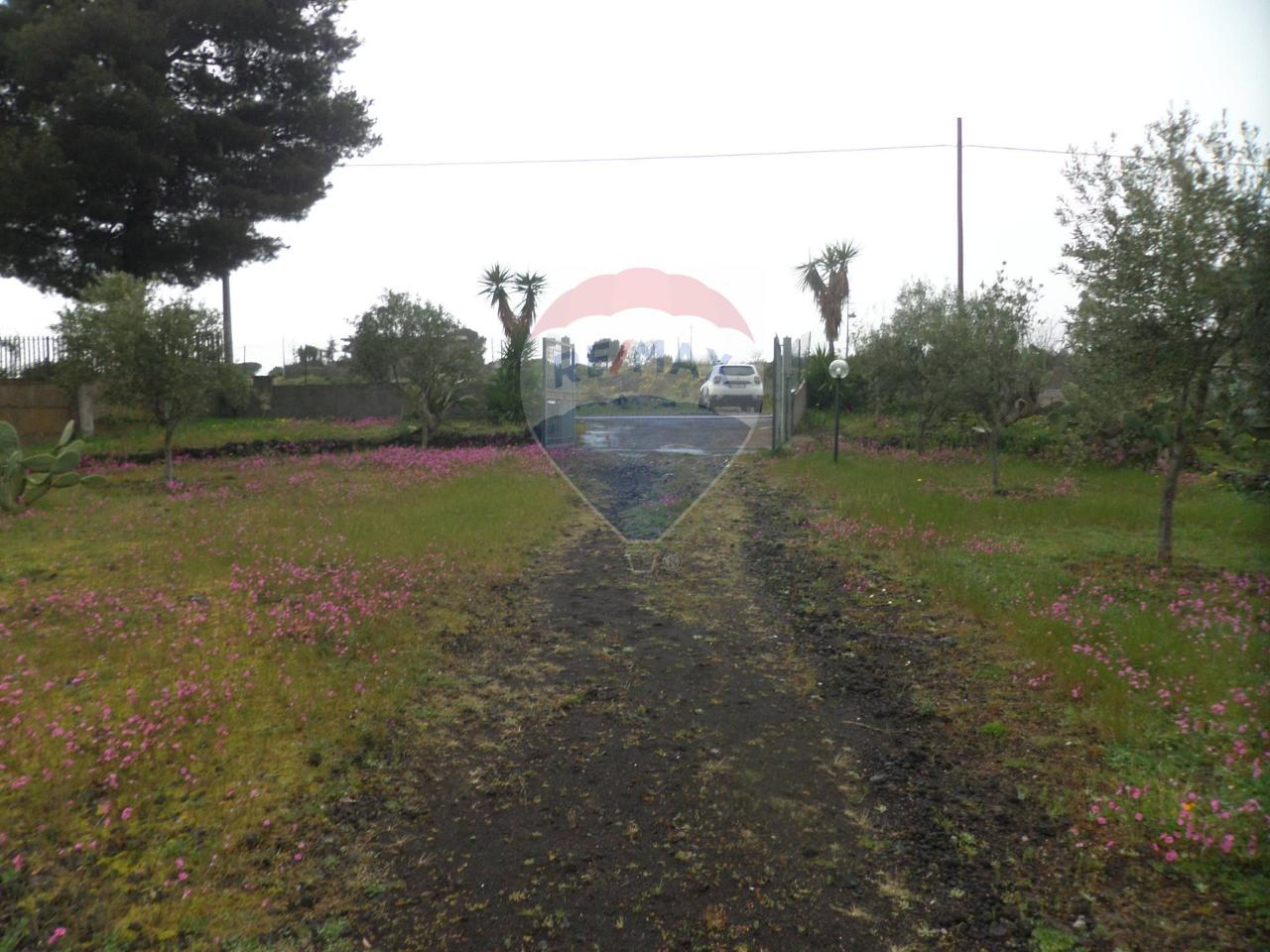 Terreno de 1 divisão em Belpasso, Italy N.º 42797