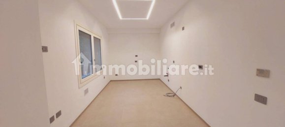 3 bedrooms Villa in Brescia, Italy No. 264591 8