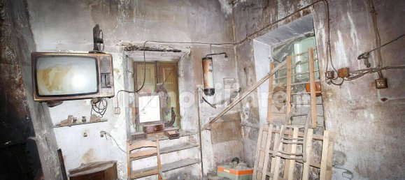 3 bedrooms Villa in Lucca, Italy No. 332545 5