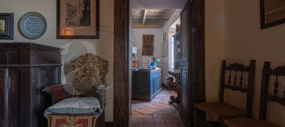 785m² Building in Vico nel Lazio, Italy No. 77081 30