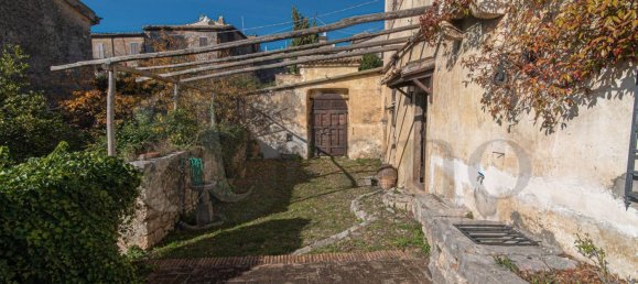 785m² Building in Vico nel Lazio, Italy No. 77081 37