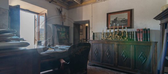 785m² Building in Vico nel Lazio, Italy No. 77081 34