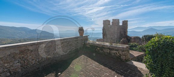 785m² Building in Vico nel Lazio, Italy No. 77081 19