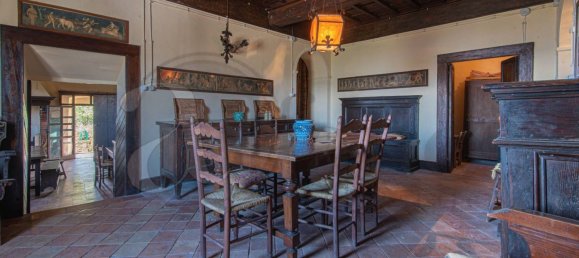 785m² Building in Vico nel Lazio, Italy No. 77081 27