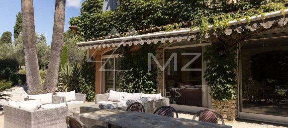 5 bedrooms Villa in Mougins, France No. 183516 9