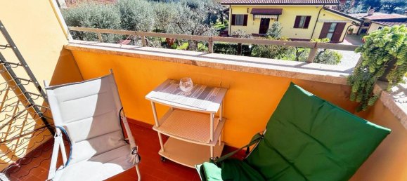 3 rooms Apartment in Seravezza, Italy No. 152454 12