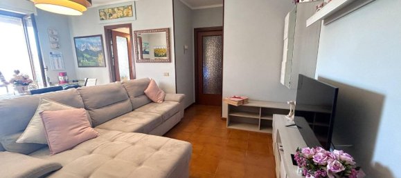 3 rooms Apartment in Seravezza, Italy No. 152454 7