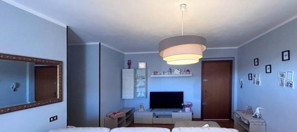 3 rooms Apartment in Seravezza, Italy No. 152454 9