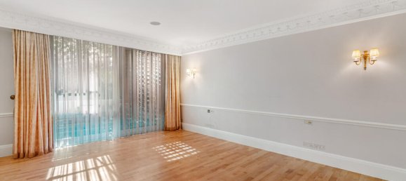 3 bedrooms Apartment in London, United Kingdom No. 13103 9