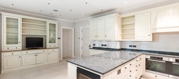 3 bedrooms Apartment in London, United Kingdom No. 13103 4