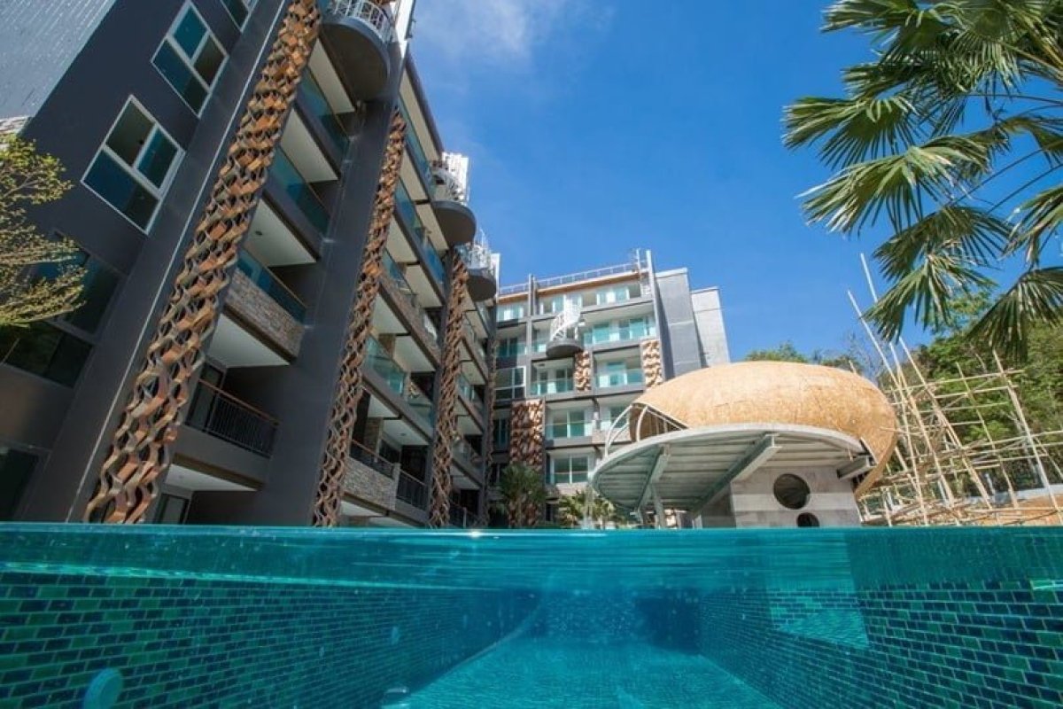 Apartamento com 2 quartos em condomínio em Patong, Thailand N.º 5953