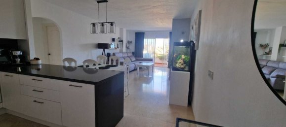 Apartamento de 2 dormitorios en Estepona, Spain No. 145874 10