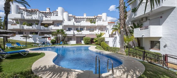 Apartamento de 2 dormitorios en Estepona, Spain No. 145874 2