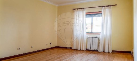 3 bedrooms House in Porto, Portugal No. 18328 7