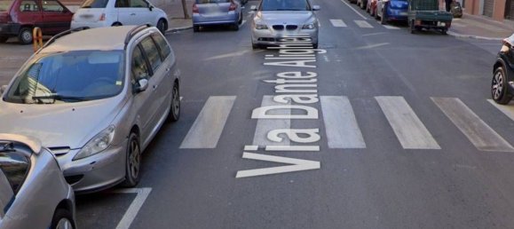 Apartamento de 4 dormitorios en Taranto, Italy No. 376946 3