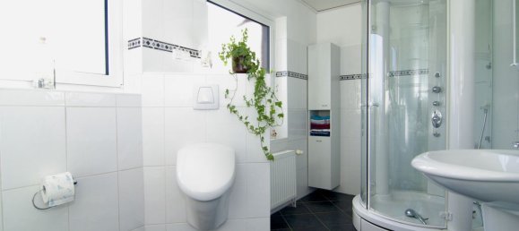 Дом с 3 спальнями в Киль, Германия № 30660 3