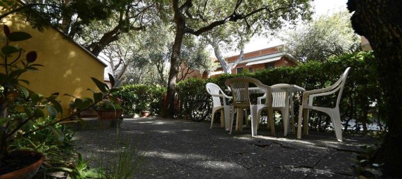 5 rooms Apartment in San Vincenzo, Italy No. 48401 5