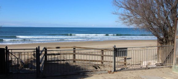 5 rooms Apartment in San Vincenzo, Italy No. 48401 34