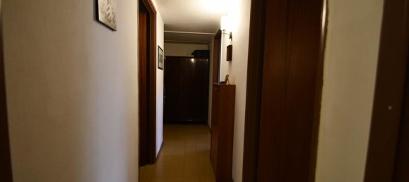 5 rooms Apartment in San Vincenzo, Italy No. 48401 21