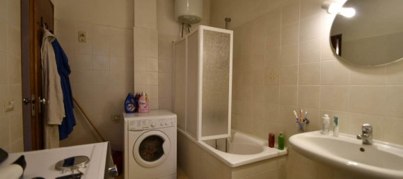 5 rooms Apartment in San Vincenzo, Italy No. 48401 30