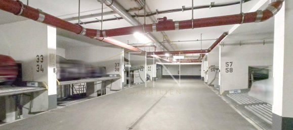 Parking à Hernals, Austria No. 165909 2