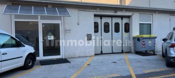 1 room Commercial property in Trento, Italy No. 323801 2