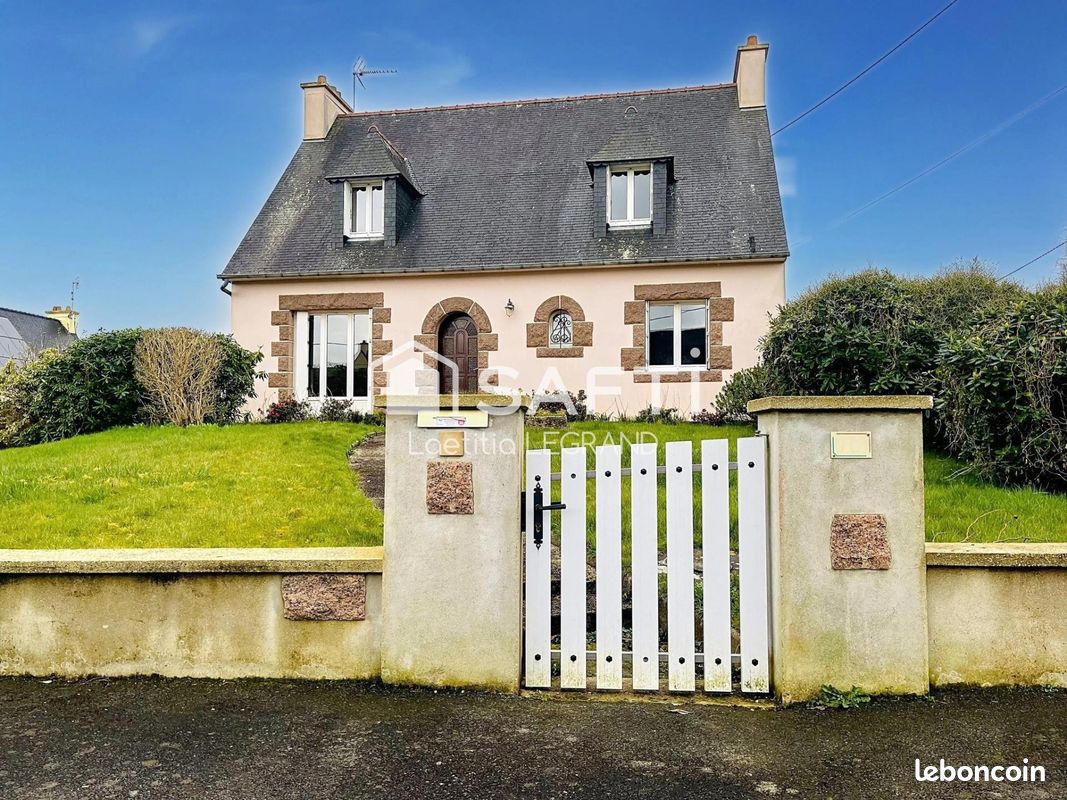 3 Schlafzimmer Haus in Begard, France, Nr. 198517