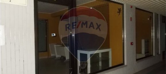 35m² Commercial property in Viseu, Portugal No. 45304 8