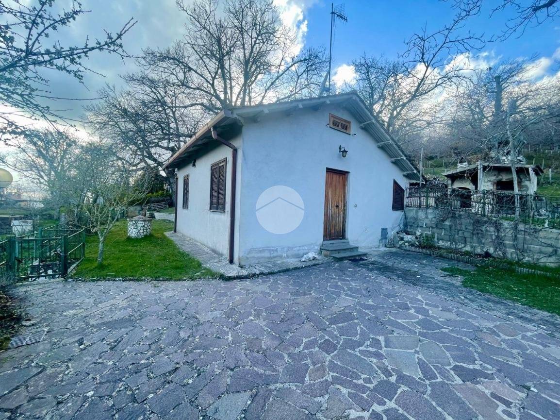 1 غرف نوم منزل في Stroncone, Italy رقم 210260