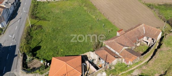 4 bedrooms House in Rebordosa, Portugal No. 14401 28