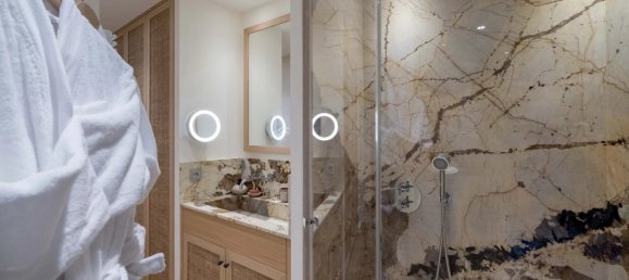 2 bedrooms Commercial property in Saint-Tropez, France No. 38241 17