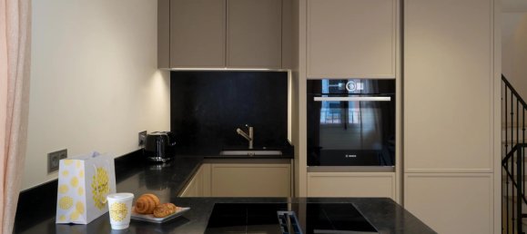 2 bedrooms Commercial property in Saint-Tropez, France No. 38241 9