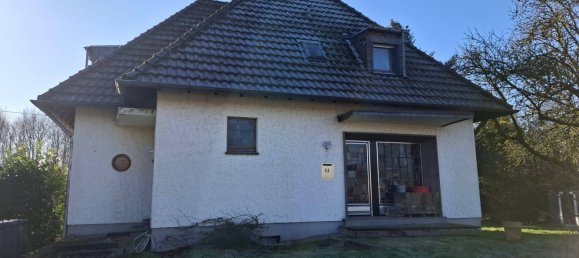 159m² Building in Essen, Germany No. 9079 68