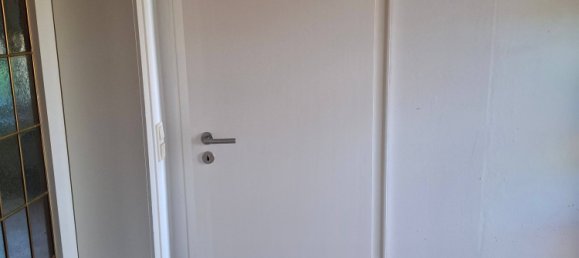 159m² Building in Essen, Germany No. 9079 3