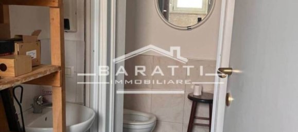 4-Zimmer Gewerbliche Immobilie in Reggio Emilia, Italy, Nr. 229647 8