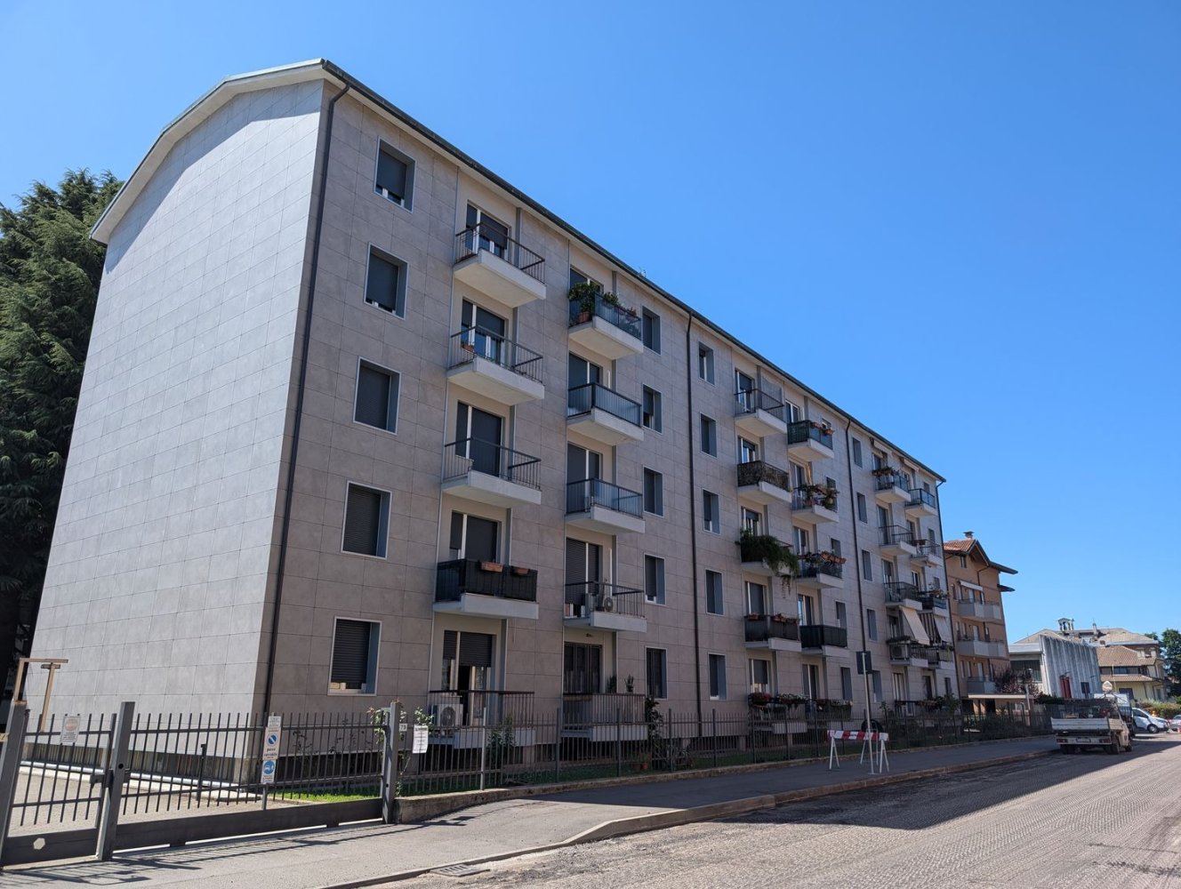 4-Zimmer Wohnung in Legnano, Italy, Nr. 259092