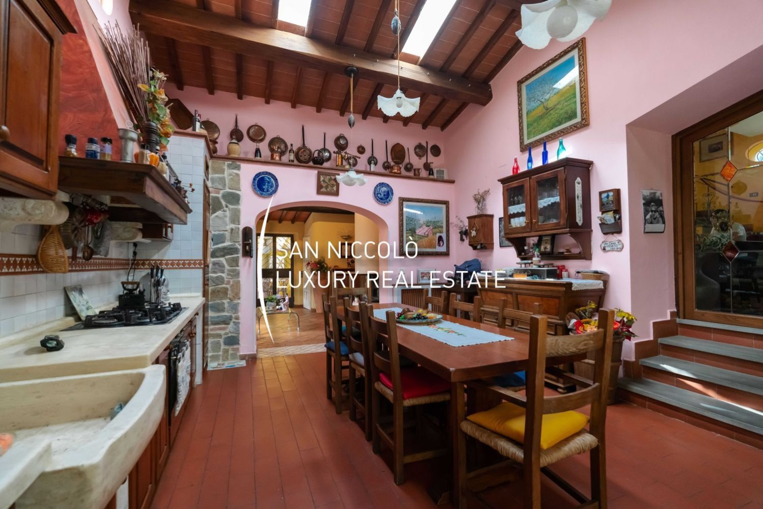 9 rooms Apartment in Greve in Chianti, Italy No. 194721