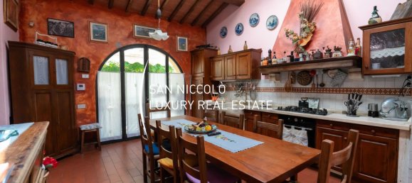 9 rooms Apartment in Greve in Chianti, Italy No. 194721 7