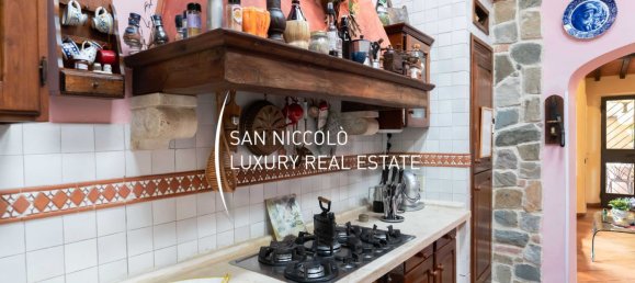 9 rooms Apartment in Greve in Chianti, Italy No. 194721 3