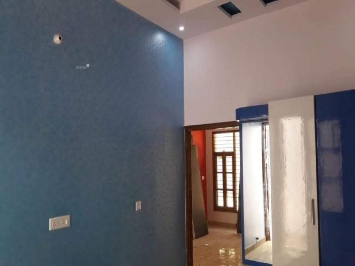 Studio in Mohali, India No. 28536