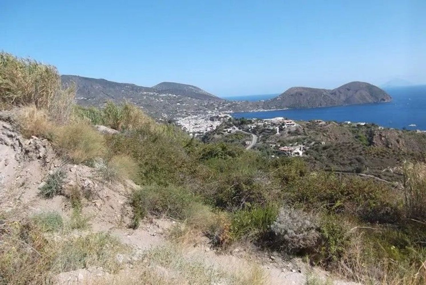 Terreno em Lipari, Italy 8850 m² N.º 43036
