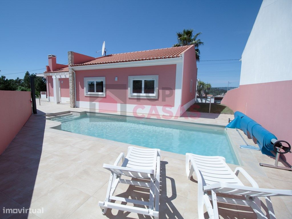 Casa de 3 dormitorios en Salir de Matos, Portugal No. 112548