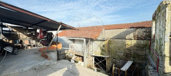 4 bedrooms House in Rebordosa, Portugal No. 25115 3