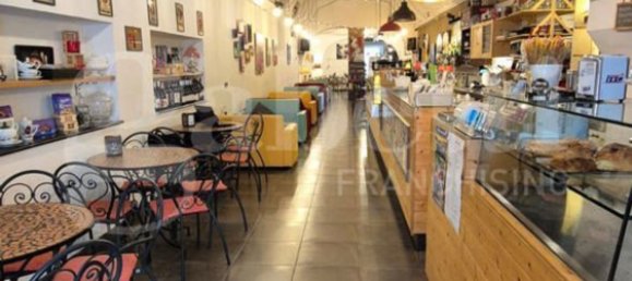 Gewerbliche Immobilie in Torre Annunziata, Italy 200m², Nr. 342647 5