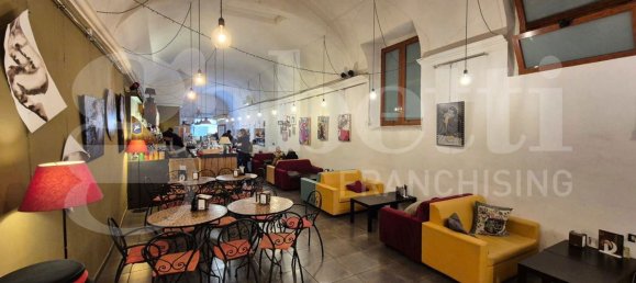 Gewerbliche Immobilie in Torre Annunziata, Italy 200m², Nr. 342647 11