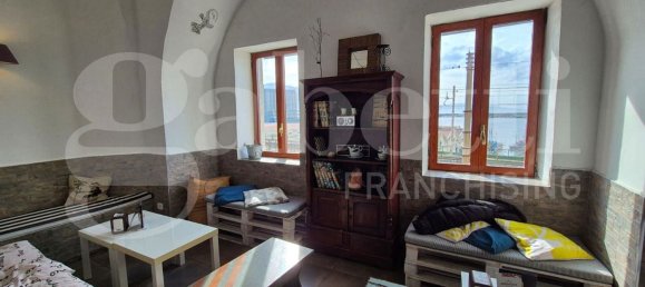 Gewerbliche Immobilie in Torre Annunziata, Italy 200m², Nr. 342647 25