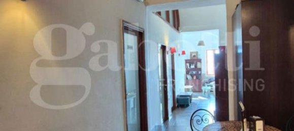 Gewerbliche Immobilie in Torre Annunziata, Italy 200m², Nr. 342647 19