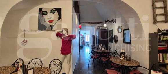 Gewerbliche Immobilie in Torre Annunziata, Italy 200m², Nr. 342647 17