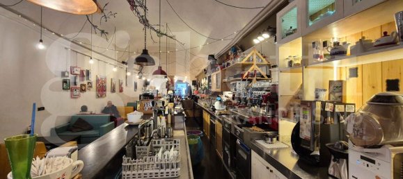 Gewerbliche Immobilie in Torre Annunziata, Italy 200m², Nr. 342647 7